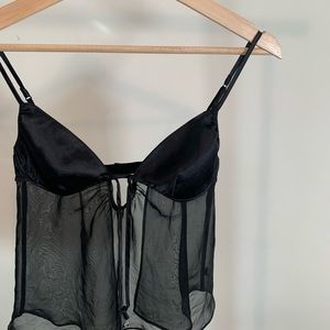 La senza dainty black lingerie top